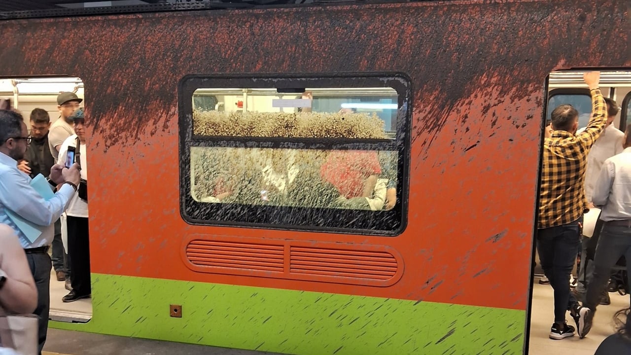 Otro-incidente-en-la-Linea-12-del-Metro-cae-cemento-fresco-sobre-uno-de-los-trenes