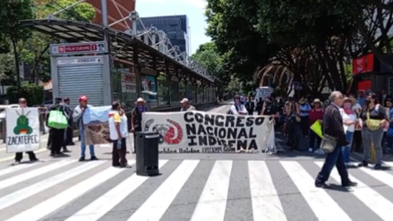 Bloqueo-Insurgentes