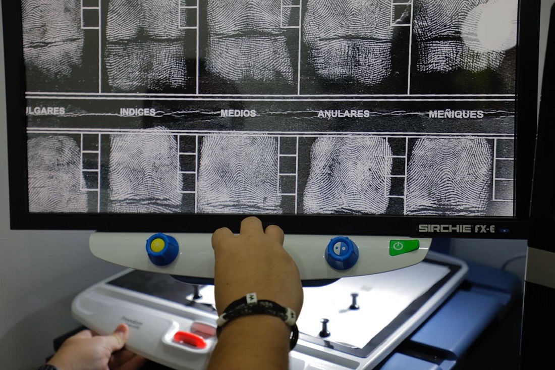 09f9c1297e284e939c2b5259939e13b5