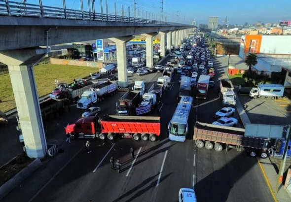 3c2ca4ad7db045ac835e480e01b8a7d7