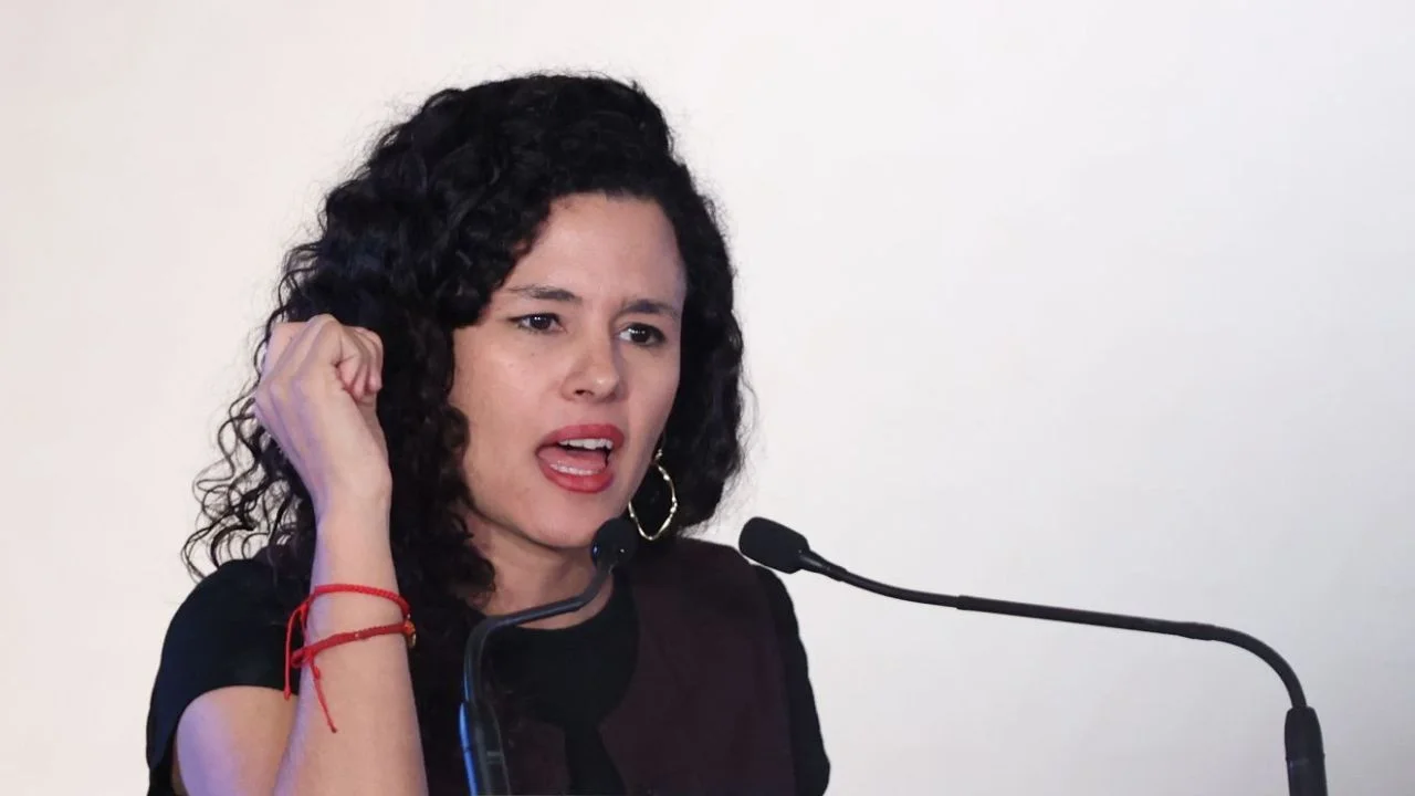 e741a82e5b6c48cfbe568ebc5e2e24ac