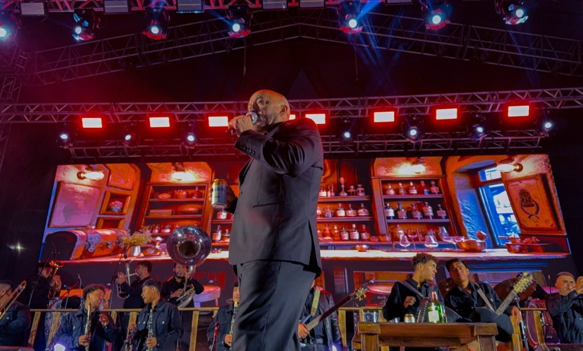 fefb129facbe4f59a9449d45f3ccf787