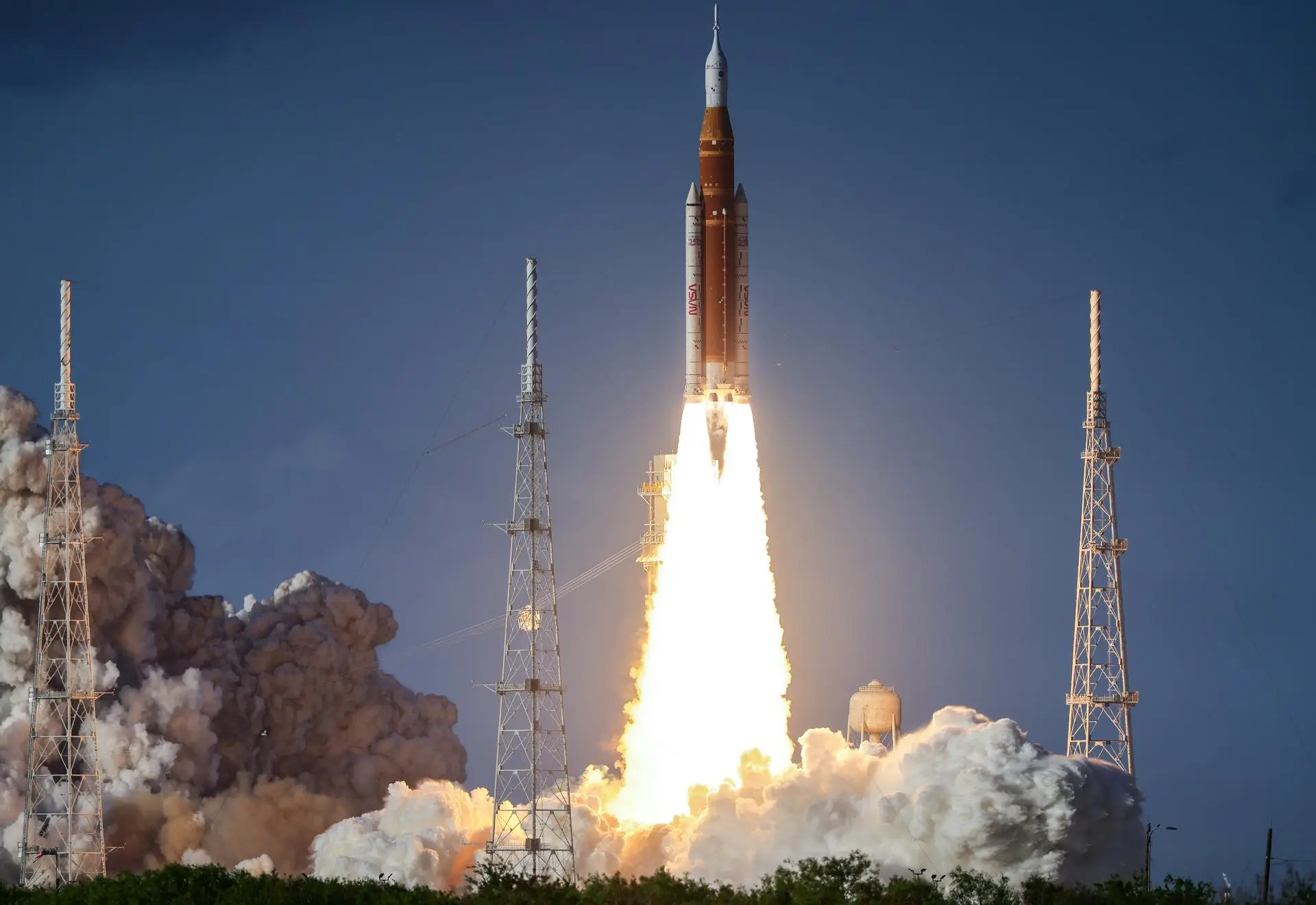 Artemis II abandona la órbita terrestre e inicia su camino a la Luna