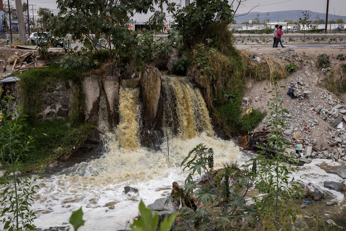 5b85882aef3547b390ddc77a4ccd9d28