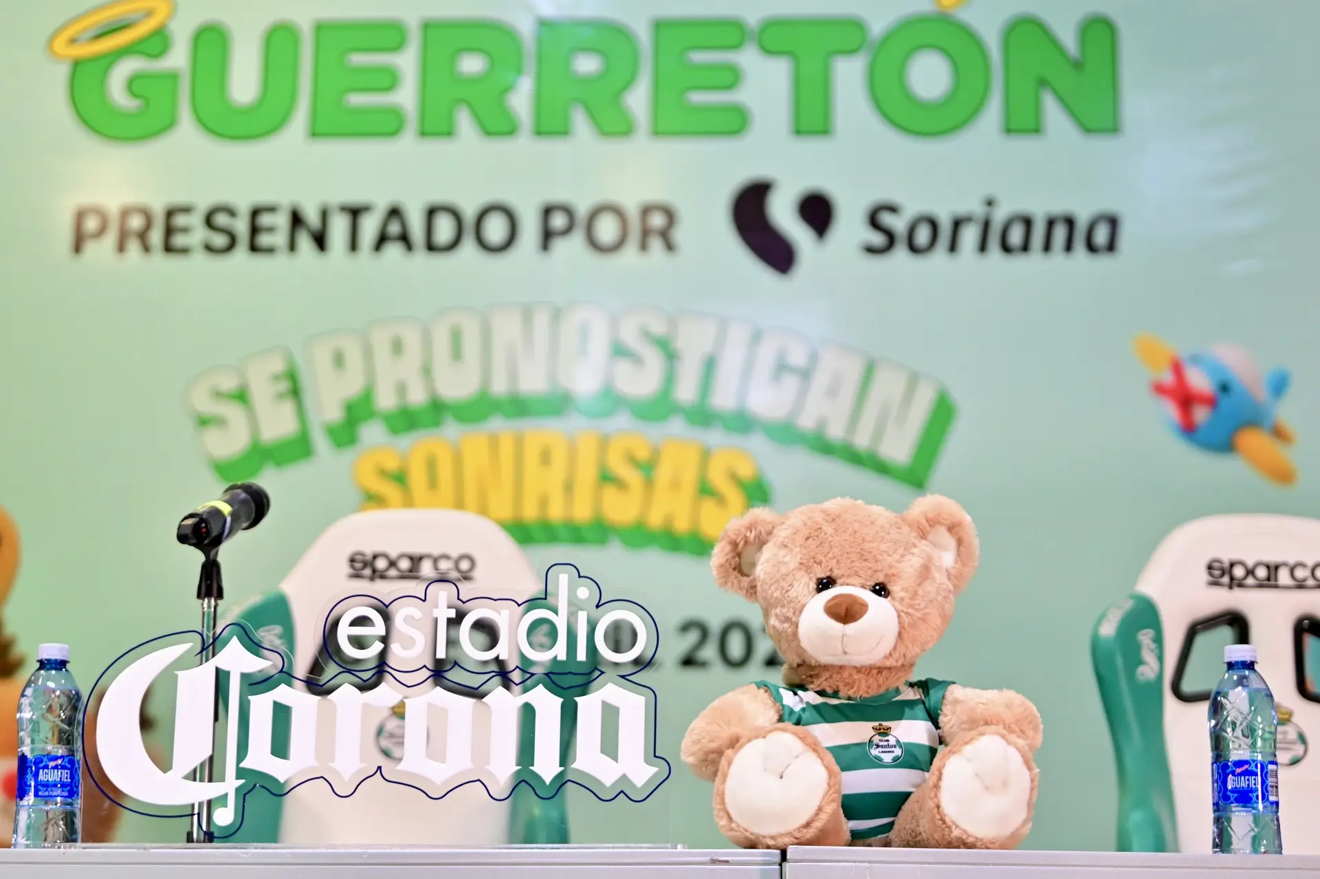 ce49a54bde2b4e4786a540765fb28aeb