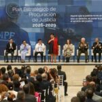 t Habló ante representantes de los tres poderes federales.