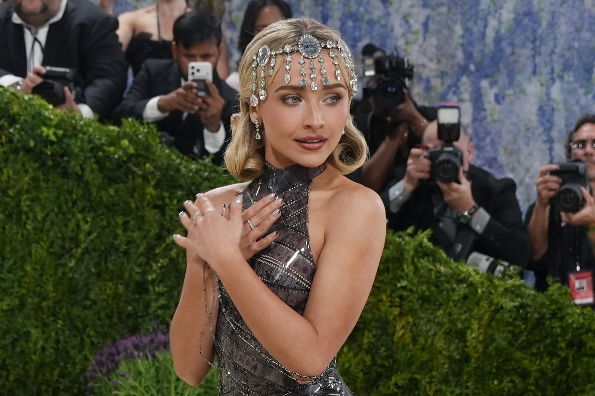 Sabrina Carpenter solicita una orden de alejamiento contra un presunto acosador